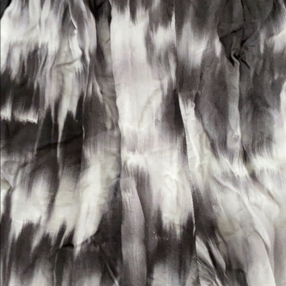 H&M patterned pants - Picture 2 of 2